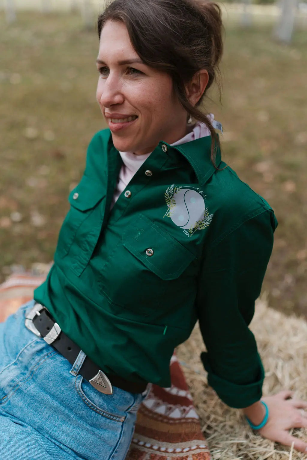 Green yin and yang breastfeeding shirt