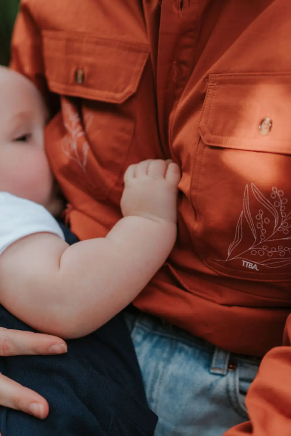 Half-Button Long Sleeve Breastfeeding Shirt with Two Way Zip for Nursing Mums. Outdoor, sun protection., stylish top.