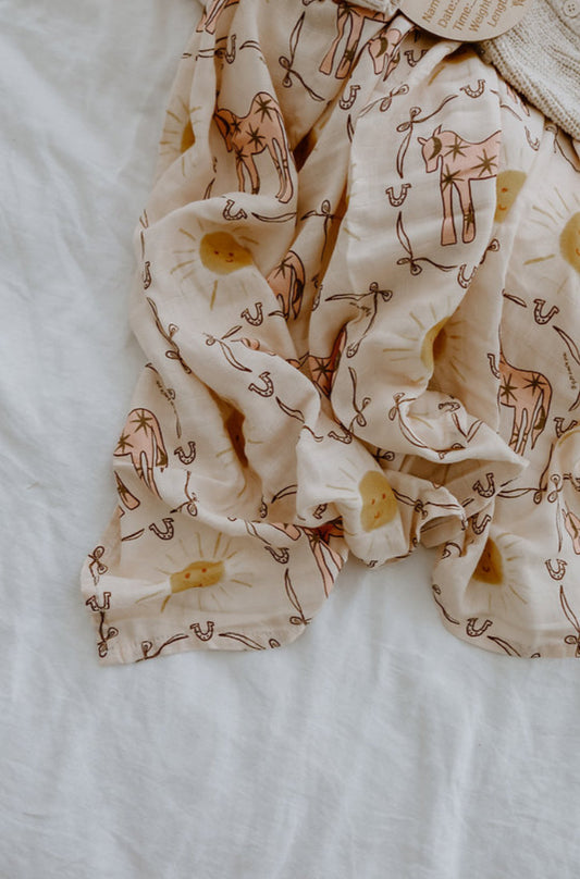 Baby Wrap | Pink Pony Club TittyTees Breastfeeding Apparel